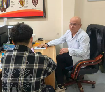 宜春市|男科医师高朋磊：守护男性健康，专业男科诊疗